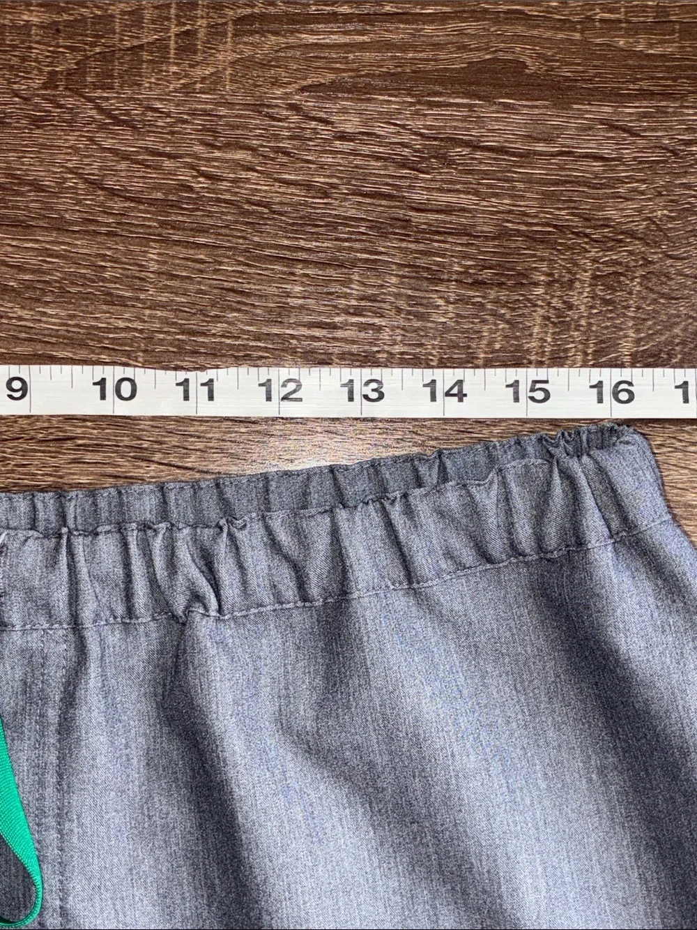 Men's Gray Drawstring Figs Technical Collection Large Pants EUC